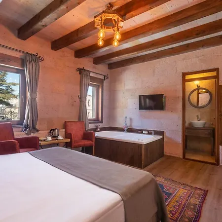 Maron Stone House Inn 3*