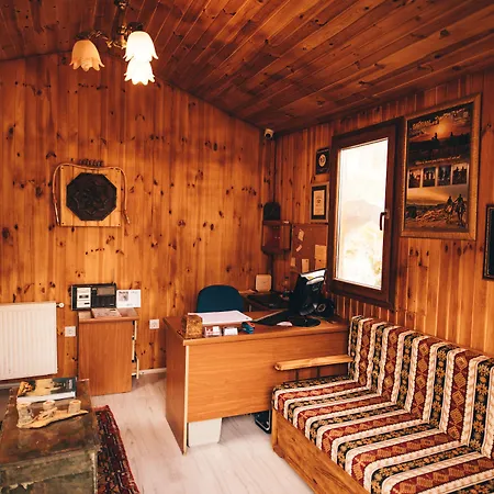 Värdshus Maron Stone House