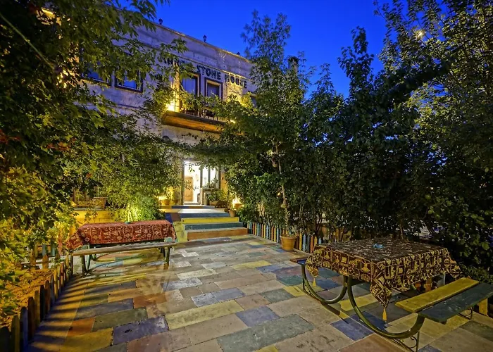 Maron Stone House Πανδοχείο Γκόρεμε