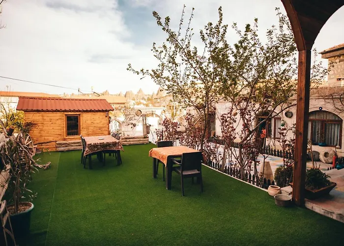 Maron Stone House Πανδοχείο 3*