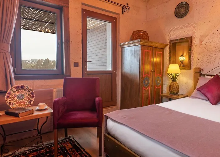 Maron Stone House Han/Misafirhane