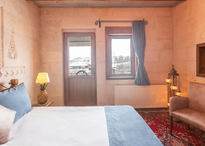 Maron Stone House Πανδοχείο Γκόρεμε