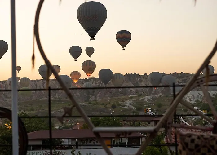 Maron Stone House Πανδοχείο Γκόρεμε