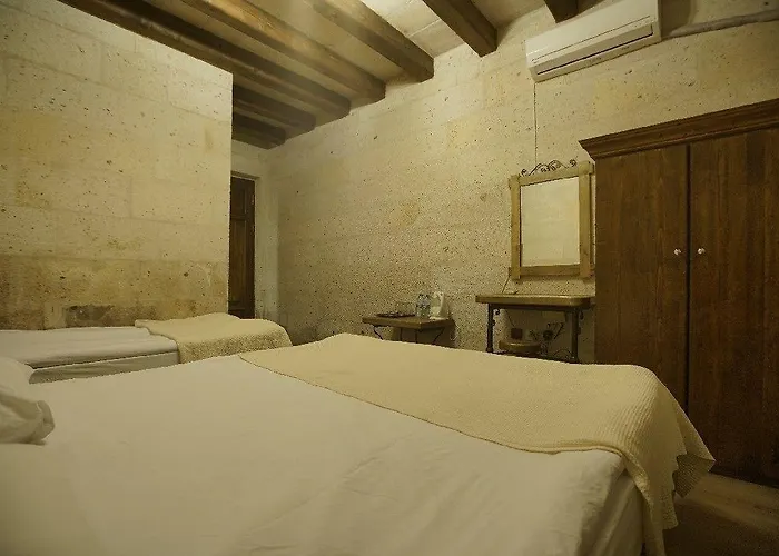 Maron Stone House Πανδοχείο