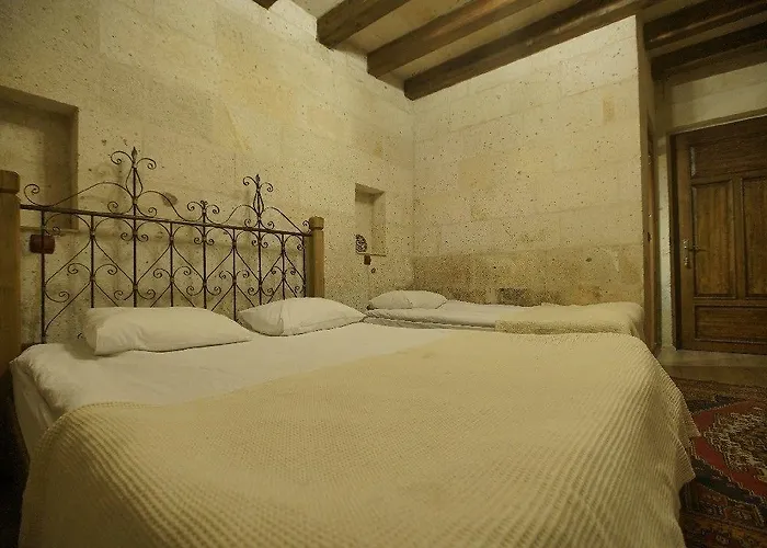 Maron Stone House Πανδοχείο Γκόρεμε