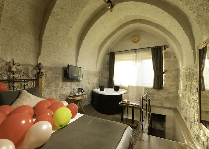 Han/Misafirhane Maron Stone House