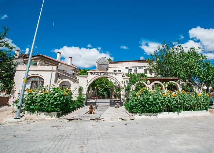 Maron Stone House Πανδοχείο 3*